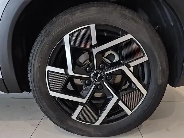 BYD Yuan Plus - Imagem 9