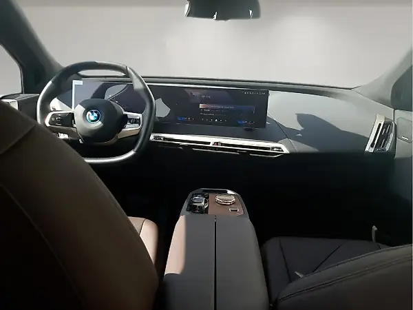 BMW Ix - Imagem 5