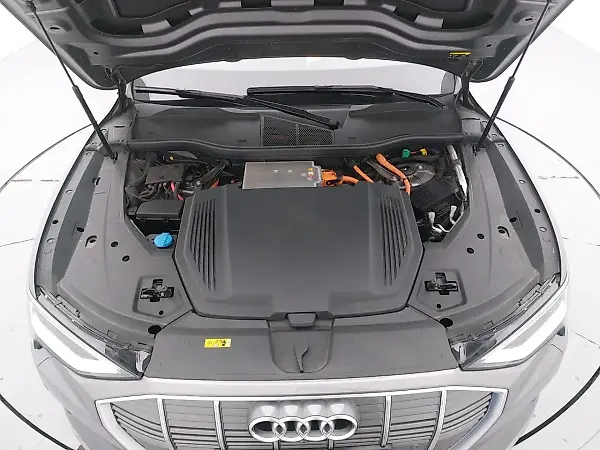 Audi E-tron Sportback - Imagem 10
