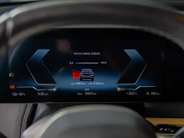 BMW Ix - Imagem 10