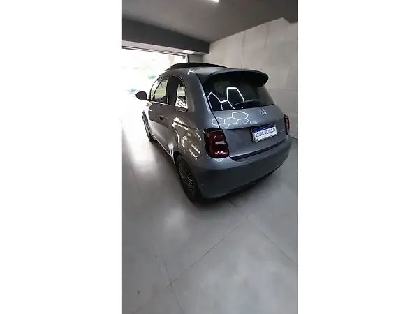 Fiat 500e - Imagem 11