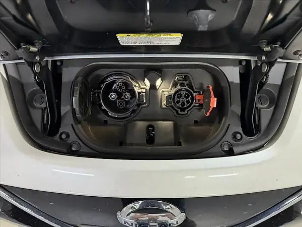 Nissan Leaf - Imagem 9
