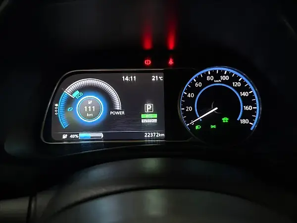 Nissan Leaf - Imagem 11