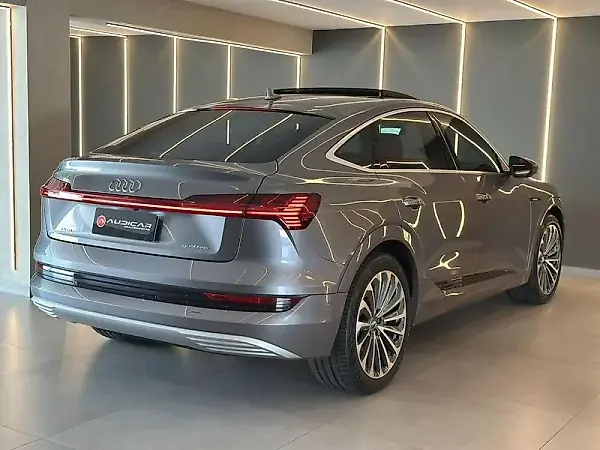 Audi E-tron Sportback - Imagem 2