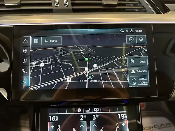 Audi E-tron Sportback - Imagem 13
