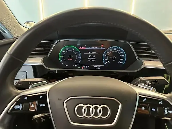 Audi E-tron Sportback - Imagem 12