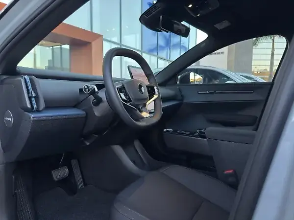 Volvo EX30 - Imagem 11