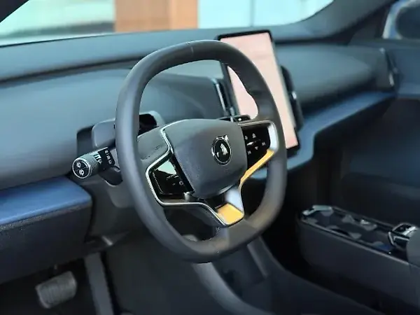 Volvo EX30 - Imagem 13
