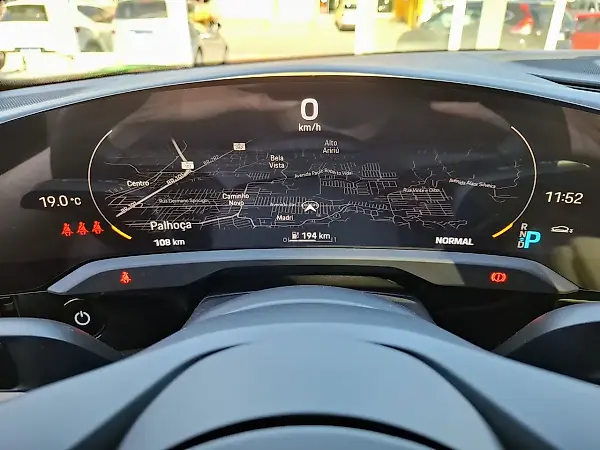 Porsche Taycan - Imagem 12