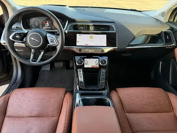 Jaguar I-pace - Imagem 7