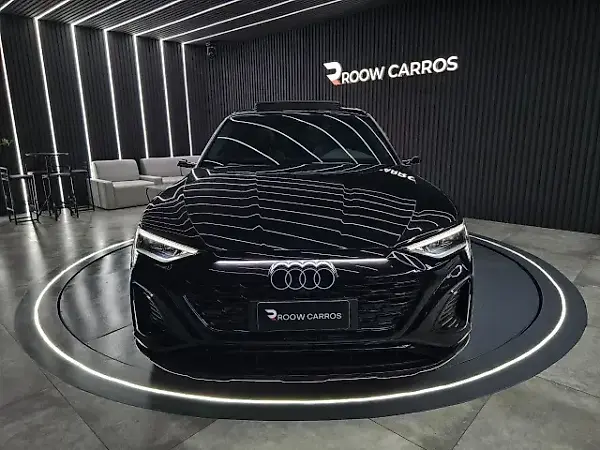 Audi Q8 E-tron - Imagem 2