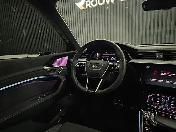 Audi Q8 E-tron - Imagem 11