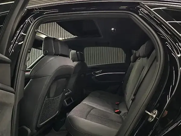 Audi Q8 E-tron - Imagem 19