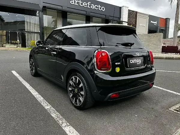 Mini Cooper SE - Imagem 7