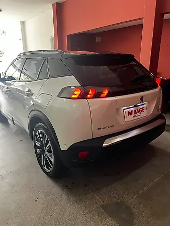 Peugeot E-2008 - Imagem 2