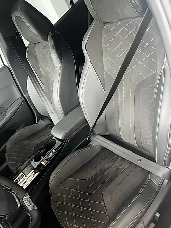 Peugeot E-2008 - Imagem 10