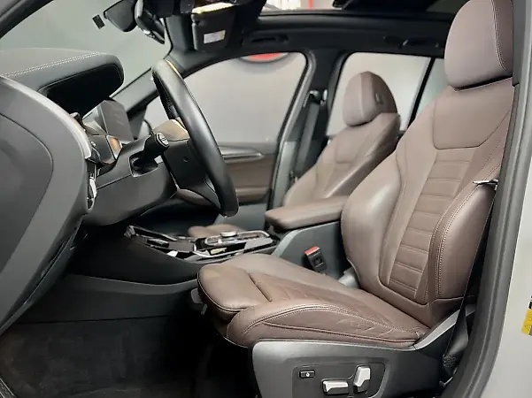 BMW IX3 - Imagem 10