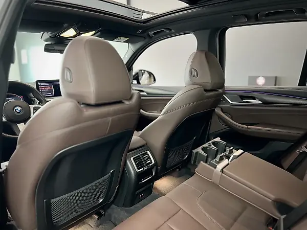 BMW IX3 - Imagem 15