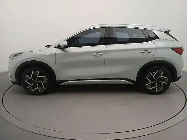 BYD Yuan Plus - Imagem 1