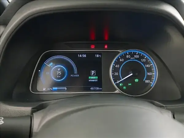 Nissan Leaf - Imagem 11