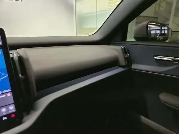 Volvo EX30 - Imagem 13