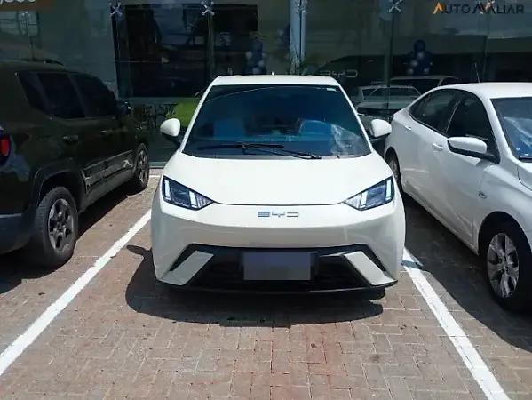 BYD Dolphin Mini - Imagem 1