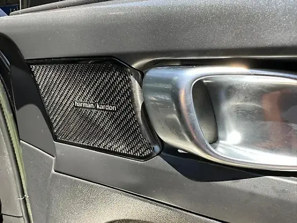 Volvo XC40 Recharge - Imagem 9