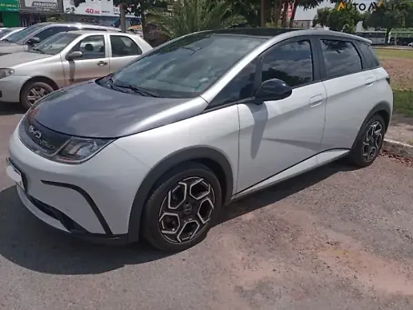BYD Dolphin Plus - Imagem 1