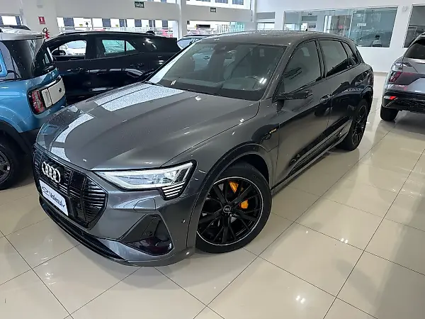 Audi E-tron - Imagem 1