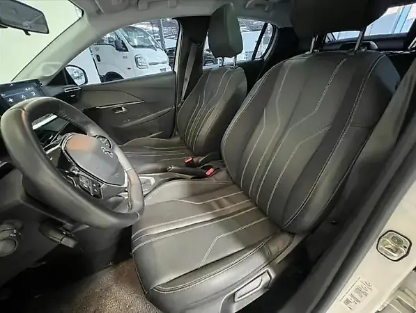 Peugeot E-208 - Imagem 8