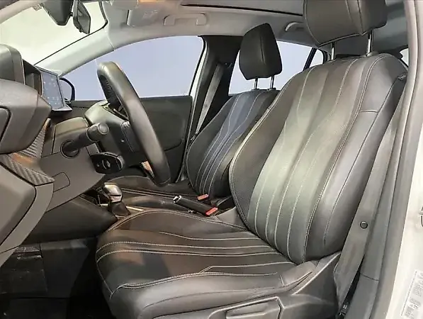 Peugeot E-208 - Imagem 7