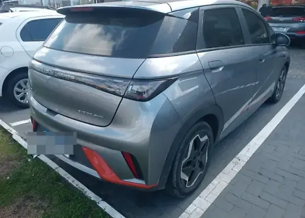 BYD Dolphin - Imagem 3