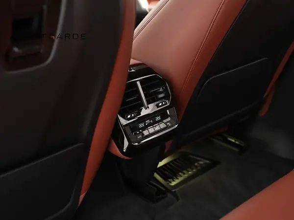 BMW Ix - Imagem 13