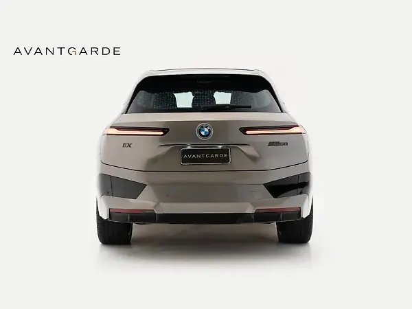 BMW Ix - Imagem 5