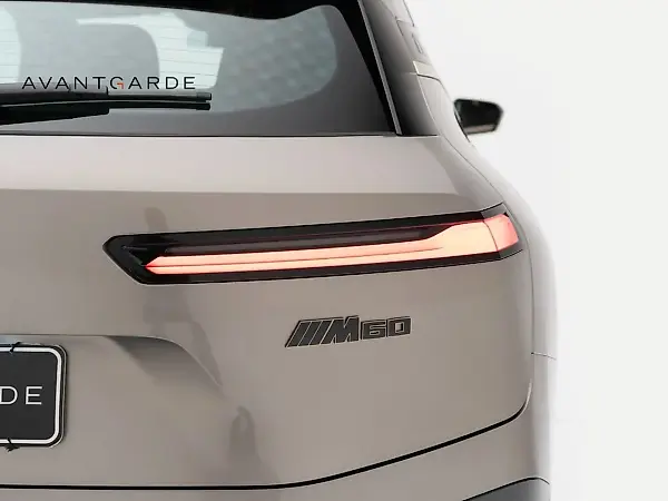 BMW Ix - Imagem 6