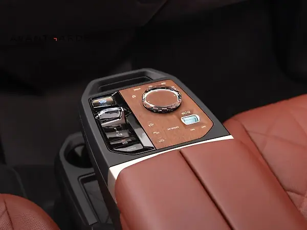 BMW Ix - Imagem 15