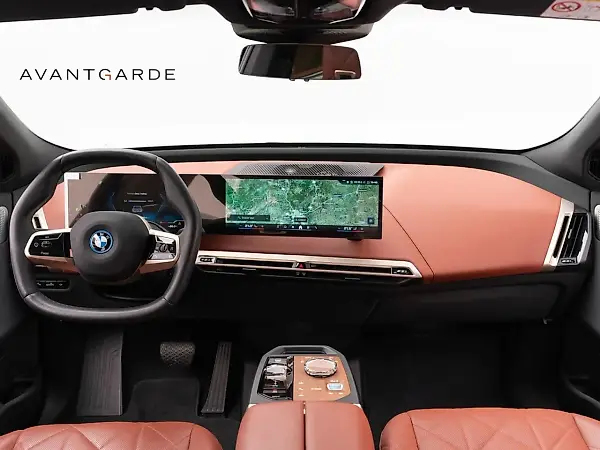 BMW Ix - Imagem 17