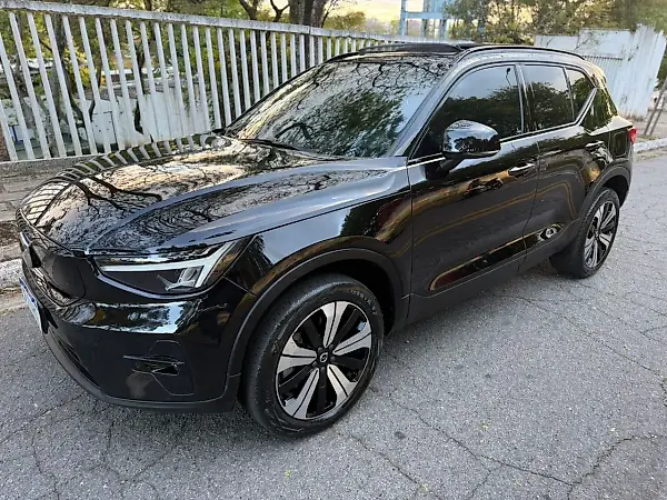 Volvo XC40 Recharge - Imagem 1
