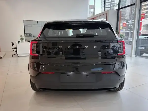 Volvo EX30 - Imagem 4