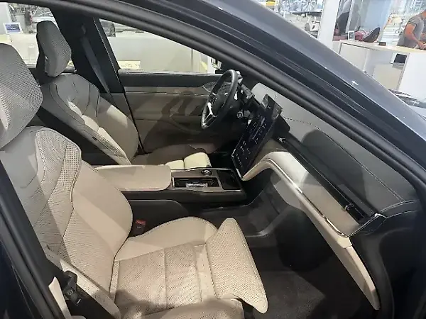 Volvo Ex90 - Imagem 10