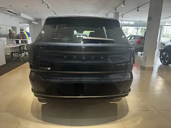 Volvo Ex90 - Imagem 5