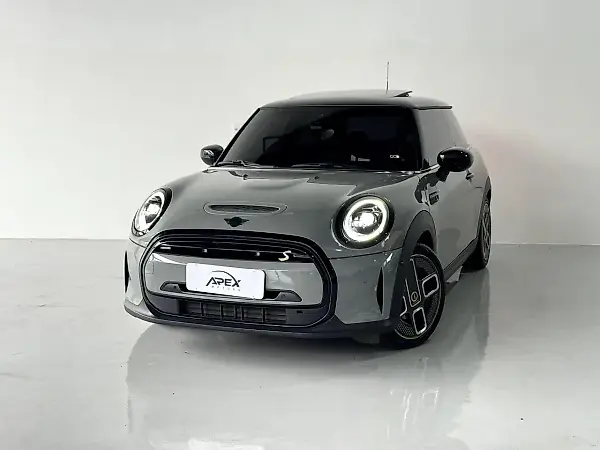 Mini Cooper SE - Imagem 1