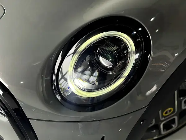 Mini Cooper SE - Imagem 4