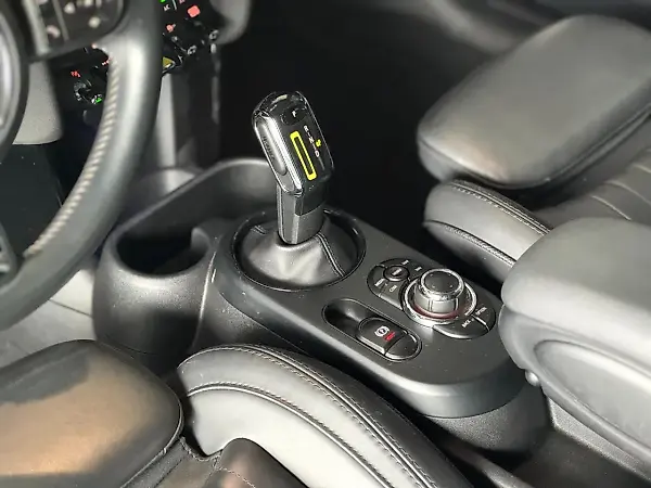 Mini Cooper SE - Imagem 15