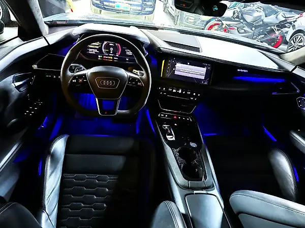 Audi Rs E-tron  GT - Imagem 15