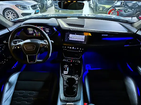 Audi Rs E-tron  GT - Imagem 14