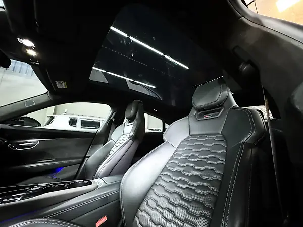 Audi Rs E-tron  GT - Imagem 17
