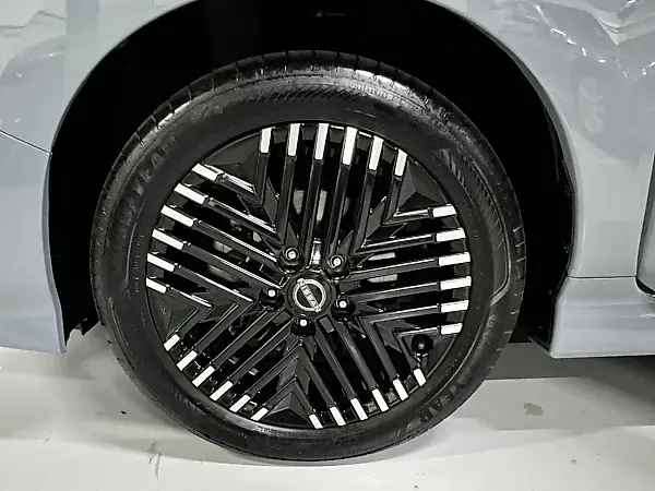 Nissan Leaf - Imagem 7