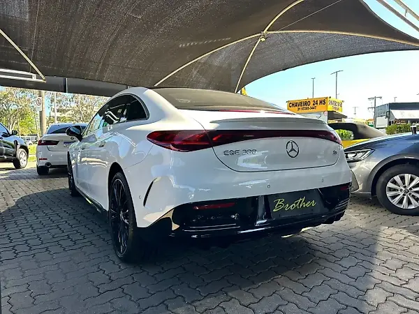 Mercedes Eqe 300 - Imagem 6