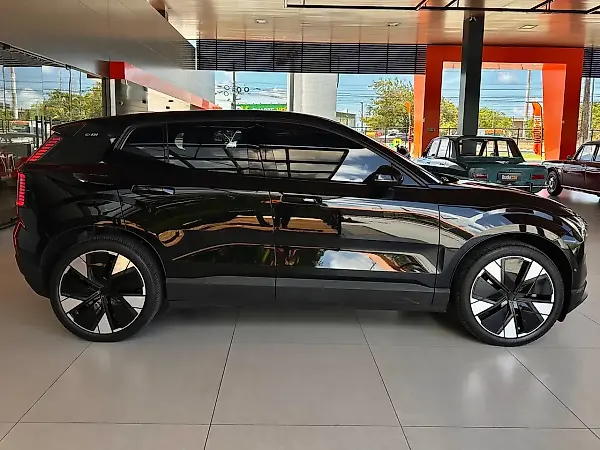 Volvo EX30 - Imagem 5